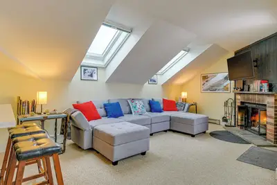 Image de Walk to Mount Snow Resort: Unit w/ Pool & Hot Tubs