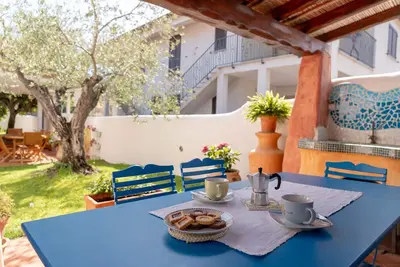 Image de Appartement \"Casa Con Giardino\" avec Wi-Fi et climatisation