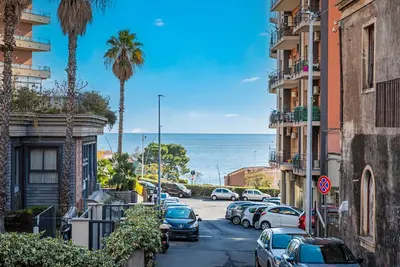 Image de Appartement '- A Casa Tua -' avec Wi-Fi et climatisation