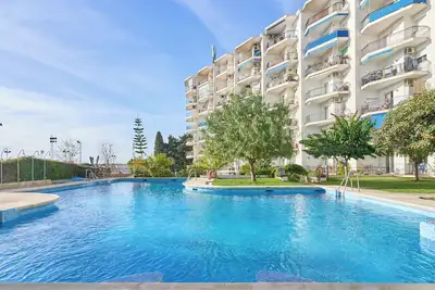Image de Appartement \"Poolside Nerja\" avec vue sur la montagne, Wi-Fi et climatisation
