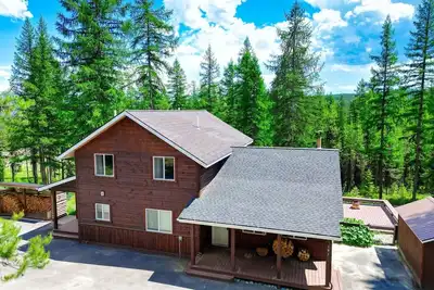 Image de True Montana Peaceful Surroundings | Sleeps 8