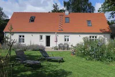 Image de Alte Post Liepe - Idyllic vacation home on a large plot - lots of peace & quiet