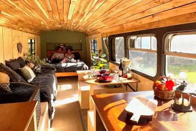 Image de Fiery Peak Glampsite with Wood-fired Hot tub