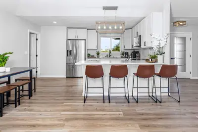 Image de Garden View Home for Families Near Shipman Beach