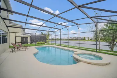 Image de Lake Villa 6bd/all un-suite, pool*spa*grill