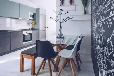 Image de \"Exclusive Penthouse Living Elegance Meets Modern Design\"