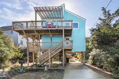 Image de Crab Walk: Oceanside, Short Walk to Beach