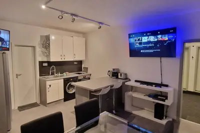 Image de Cozy ground floor apartment | family home | 2x Ps4 | Netflix | peace and quiet