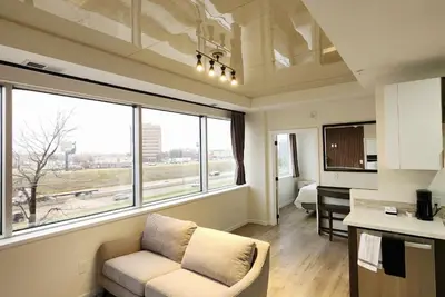 Image de Modern High-Rise Apartment - 2