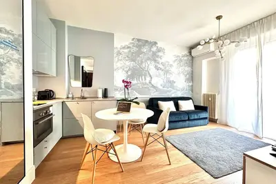 Image de Cozy apartment 5 minutes from Duomo. Perfect for sigles, groups and families