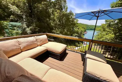 Image de New! Deerfield Hideaway at Old Smokey