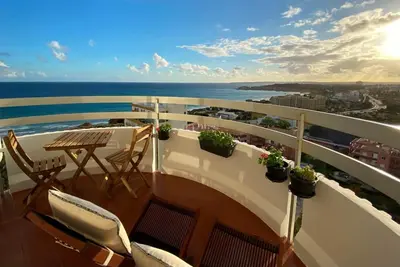 Image de Appartement '3 Castelos Sunset - Praia Da Rocha' avec vue sur la mer, piscine partagée et Wi-Fi