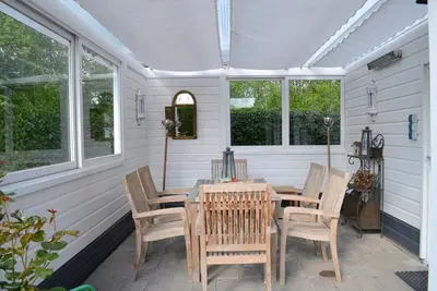 Image de Amazing Bungalow With Garden