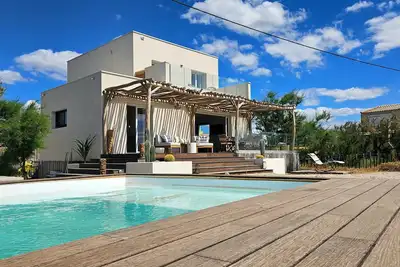 Image de Unique en front de mer! Villa Astrea et sa piscine