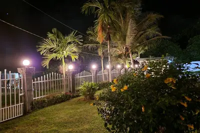 Image de luxurious 3-bedroom villa : Your Dream Vacation in a Beachfront Villa in Kribi