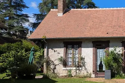Studio rénové en Sologne avec jardin privatif, idéal pour 2 personnes