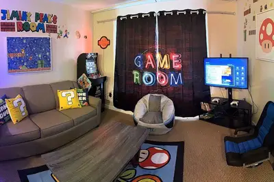 Image de Game Night Suite at Jiminy Peak Ski OnOff Sleeps 4