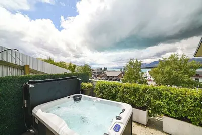 Image de Starlight Lakevista Vista - 5br Hideaway & Hot Tub