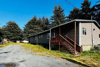 Image de Kodiak Fishing-Hunting Lodge offers wilderness within driving distance to city