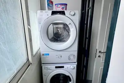 Image de Caracciolo's View: History and Comfort