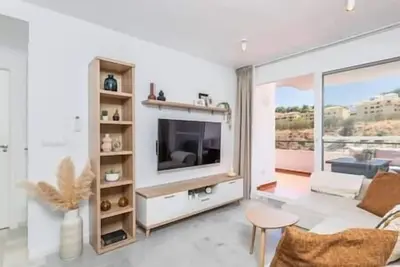 Image de Beautiful 2-Bedroom Flat - Pool and Paddle Court