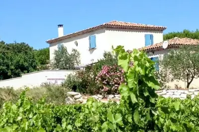 Image de Mas provençal Tavel, au cœur des vignes, Pont du gard, Pont d'Avignon, Nîmes