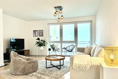 Image de Quiet oasis in the heart of the city - three bedrooms, centrally located with balcony