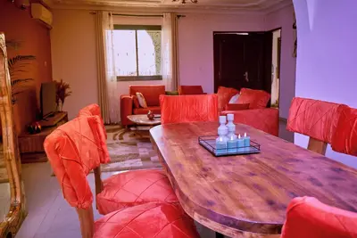 Image de Appartement \"Terracotta \nVista\" charmant et cosy! \n\n\n\n\n. \n\n\n\n\n\n\n\n\n\n\n\n\n.