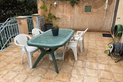 Image de villa entre montagne et mer t4 avec terrasse et jardin