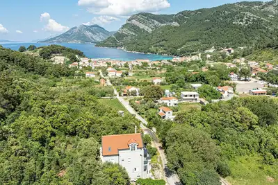 Image de Stunning apartment in Zuljana