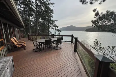 Image de Deer Point Paradise - Private Beach, Incredible Views, Total Privacy