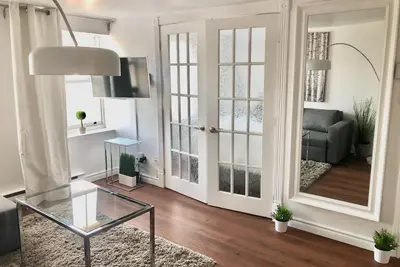 Image de New 2Bedroom Old Quebec Private Balcony, Parking, Ac, Fast WiFi, All Included