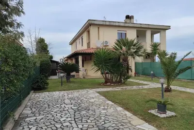 Image de Julia House