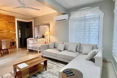 Image de New and stylish 3-Bedroom Apartment