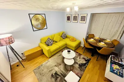 Image de 2‑Bed Luxe Retreat near Leagrave Stn, L&D Hosp, Ltn Airport & Whipsnade Zoo.