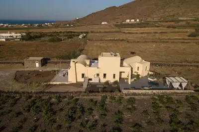 Image de Thireon estate Charming 3-bedroom villa with Ac + splash tub among the vineyards