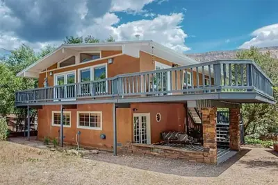 Image de 4-bedroom house in enchanting Jemez Springs on river