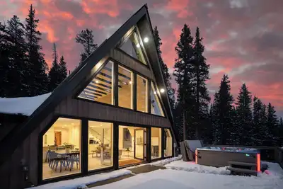 Wander Colorado Peaks