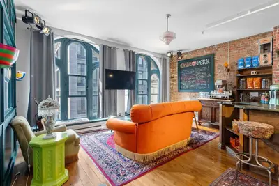 Image de Friends-Themed Loft | Old Montréal