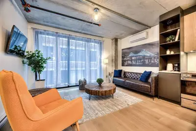 Image de Modern 2br Suite • Old Montreal • B5
