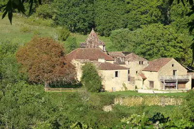 Image de Gîtes à la ferme 24 personnes en plein cœur du Périgord Noir - Dordogne