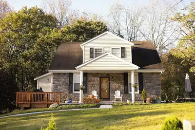 Image de Charming, spacious house with large outdoor area.