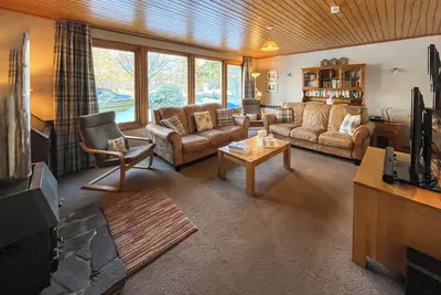 Lorien Cottage is situated in the lovely village of Nethy Bridge in the Cairngorms National Park.