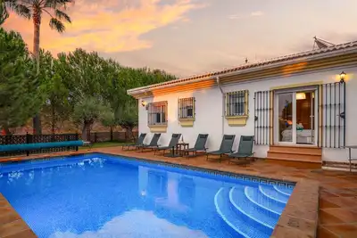Image de Discover Competa: 3-bed villa with private heated pool