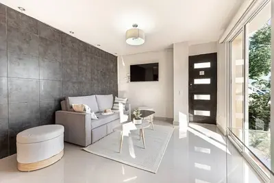 Image de Lagoon Front 2 Bedroom Apartment in Hotel Zone