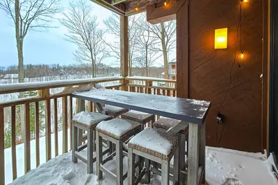 Cozy Condo in Shanty Creek Resort, near Skiing, Snowmobiling, Golf, Lakes & More