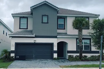 Image de Group Reception/Two Villas/24br 24ba/60 ppl/pool/pool table/near by Disney