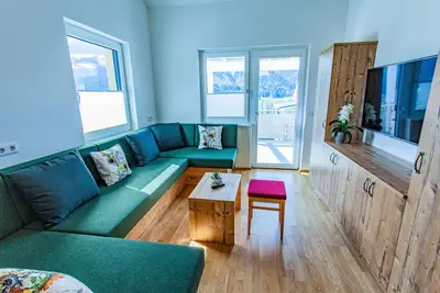 Vacation apartment/apartment for 10 guests with 90m² in Aich (270303)
