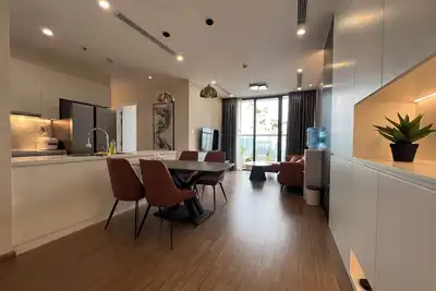Image de 3-bedroom apartment in Vinhomes skylake Hà Nội with Ac, fitness room