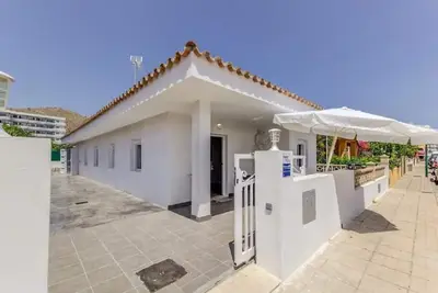 Image de Villa avec piscine privée